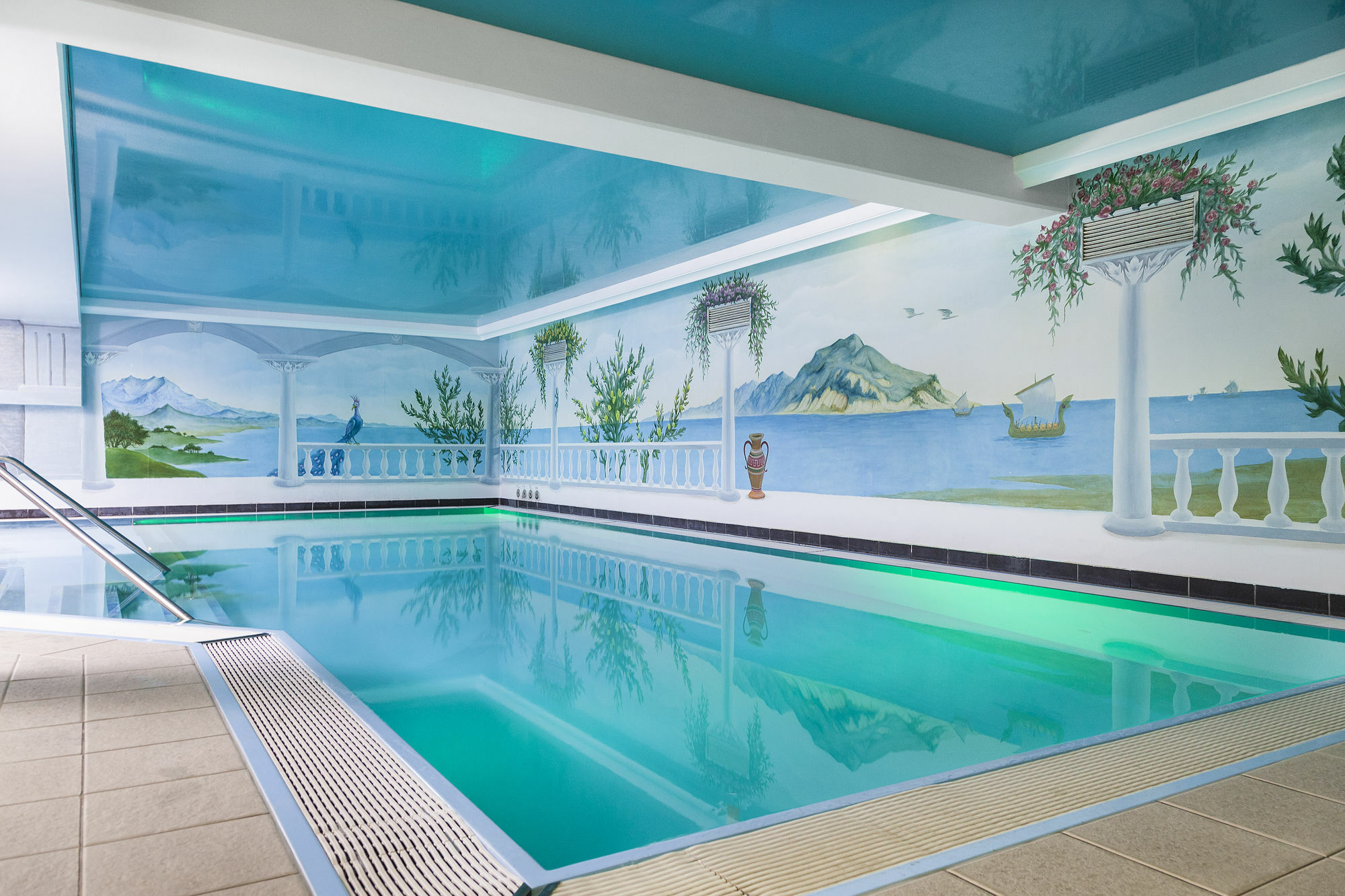 Ostseehotel Villen Im Park - Ein Rovell Hotel ゼーバート・ヘリングスドルフ エクステリア 写真